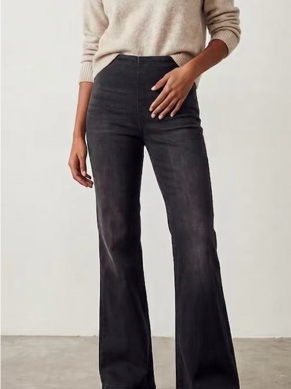 Free People We The Free Women’s High-Waist Black Flare Jeans- Size 31 or 12